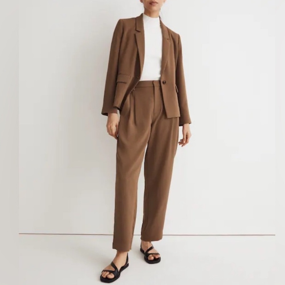 Madewell Tapered Crepe Pants - Picture 4 of 8